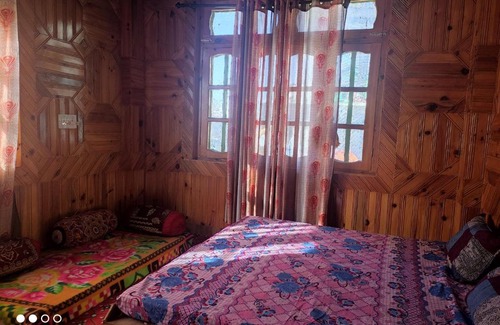 Kullu House | Yogita homestay lapas