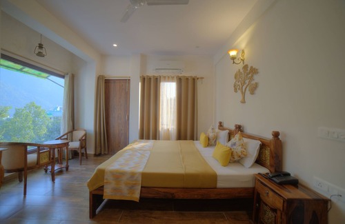 Tapovan Resort | YOGVED HOSPIATLITY & RESORT