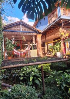 La Florida Hostel | Yolo Hostel Medellin