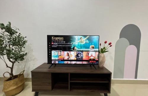 Air Puteh House | YOLO4 4BR 10PAX CentralTown Netflix