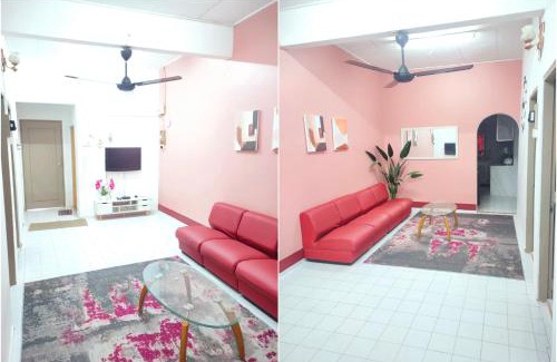 Kampong Raja House | Yoni Homestay