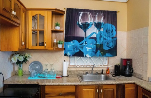 Mammee Bay House | Yons Paradise: Modern Cozy 1-BR in Draxhall, St. Ann - Near Tourist Hotspots!