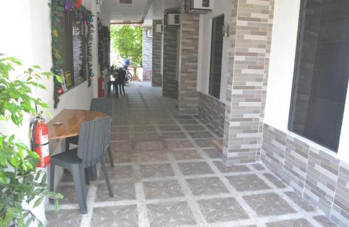 Moalboal House | YOO Darius' Residences