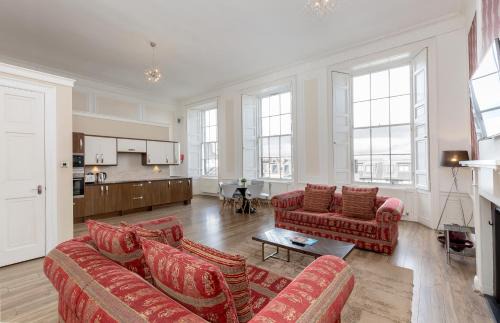 New Town Apartment | York Place Apartments by Destination Edinburgh