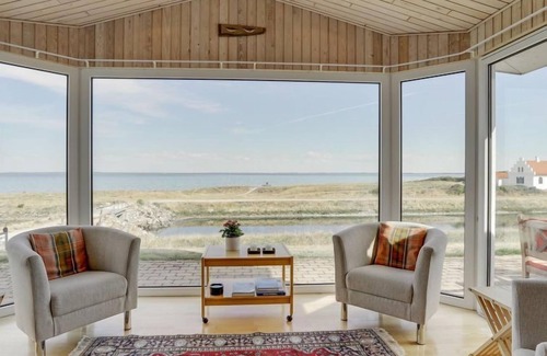 Logstor House | "Yorrick" - 50m to the inlet by Interhome