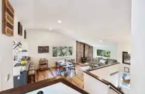 Mariposa House | ★Yosemite Gateway Oasis★ ♛Royal Beds Pool