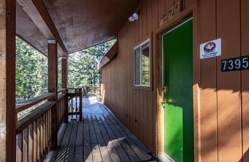 Yosemite West House | Yosemite Vista