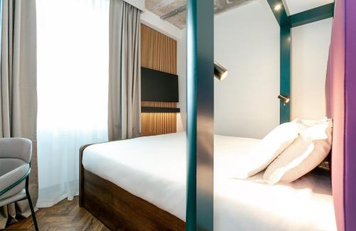 Manchester City Centre Hotel | YOTEL Manchester Deansgate