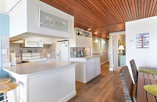 Midtown Ocean City Condo | You are going to love the Ocean Views from the huge ocean front balcony!