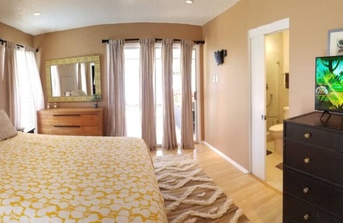 Portlock House | You Home Away from Home in Hawaii