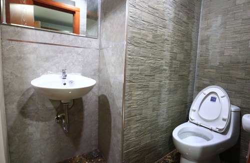 Samut Sakhon Hotel | You House Residence