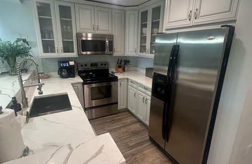 Estate Enighed Condo | You'll love this remodeled Grande Bay one-bedroom