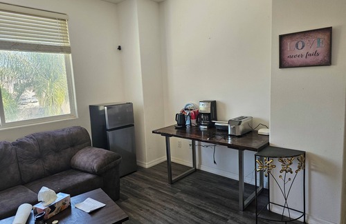 Wildomar House | You want peace and QuietnOne room upstairs queen n Tv, Kitchenette in loft &sofa