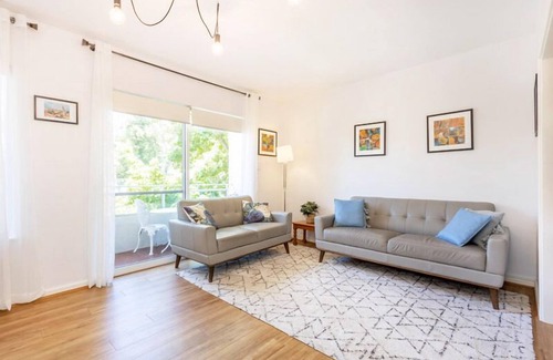 South Perth Apartment | You will love this unique location of this renovated 2 bedroom apartment with modern amenities oppos