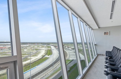 Fort Worth Condo | You will ♥️ this place! The Texas Motor Speedway Condo