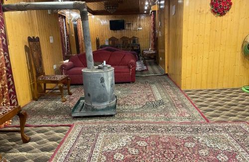Dal Lake Apartment | Young Gulshan Apartment