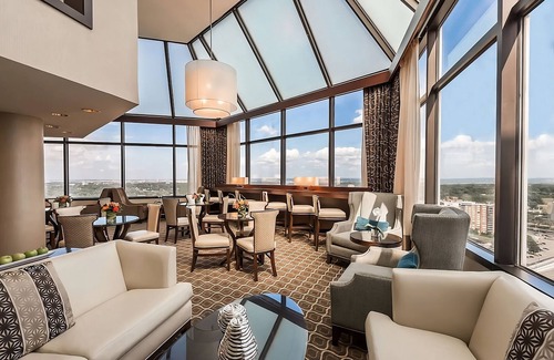 Alexandria West Hotel | Your Alexandria Escape! 4 Relaxing Units, Outdoor and Indoor Pool, Pets Allowed!