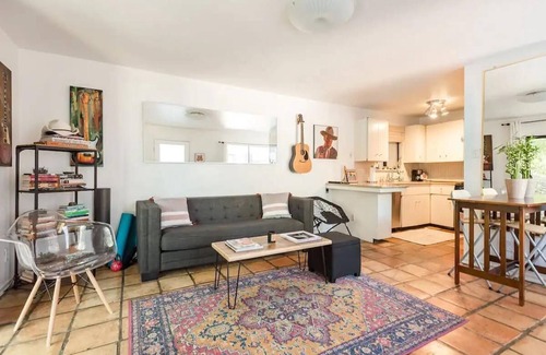 Barton Heights House | Your Barton Springs & Zilker Park Getaway! Walkable! Discover Austin's charm!