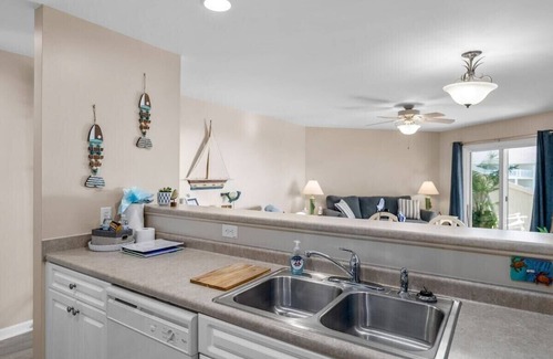 Long Beach Condo | Your beach paradise awaits. Sun, sand and serenity.