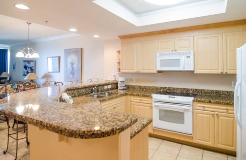Panama City Beach Condo | Your Beachfront Retreat Awaits!