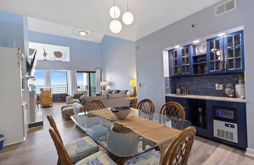 Pensacola Beach Condo | Your beachfront getaway awaits in this 3BR/3BA waterfront haven in Pensacola.
