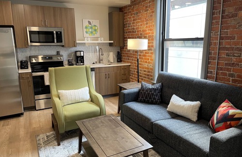 Riverside Apartment | Your Central 1 Bed Travel Apartment Awaits in Downtown Spokane