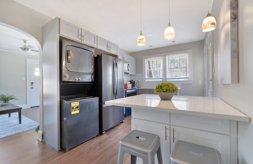 Wesley Heights House | Your Charlotte Cat's meow VRBO