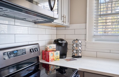 Wesley Heights House | Your Charlotte Cat's meow VRBO