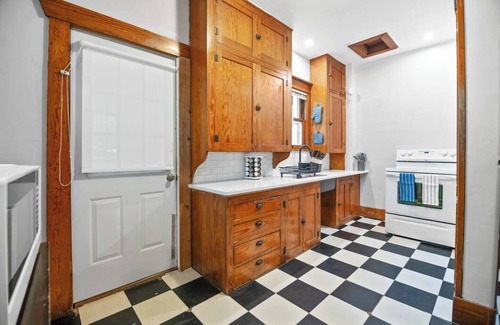 Wichita House | Your Fully Private 1 BR/1Bath *Checkered Charm*