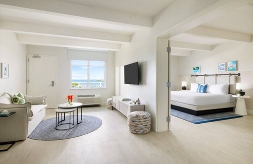 New Town Hotel | Your Happy Place in Key West | 2 Pools, Fire Pits, Food Trucks & Free Shuttle