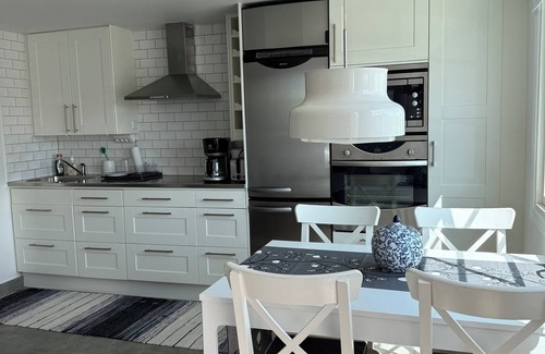 Gottskar House | Your holiday home by the sea. Enjoy Gottskär's beautiful nature and all the swimming spots!