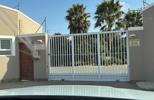 Vineta House | Your holiday home, in the most quiet and yet secure neighborhood.