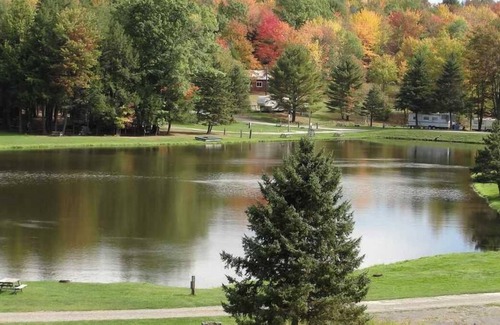 Endicott House | Your Home Away from Home! Water Activities, Free Parking!