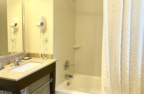 Koreatown Hotel | Your Home Away From Home! Pet-friendly Property, Near The High Line