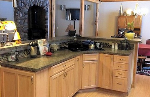Kalifornsky House | Your "Home Away From Home"-Rustic Alaskan Home