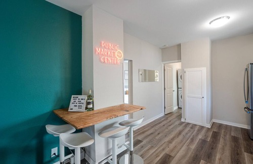 Minor Apartment | YOUR Home away from Home | Near Capitol Hill | King Bed | BoardGames