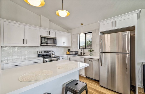 East Mesa House | Your Home Away from Home: Pool, Games, Hot Tub, Western, BBQ, Lux Home, Family