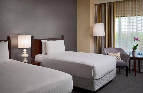 Gwinnett Place Hotel | Your Home Away From Home! 2 Amazing units w/Pool access near Green Space