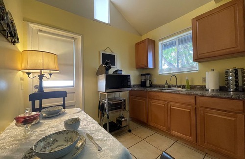La Mesa House | Your Home Away From Home! 12 min. to SanDiego! Kids & Pets OK! Kitch/wifi/yard/