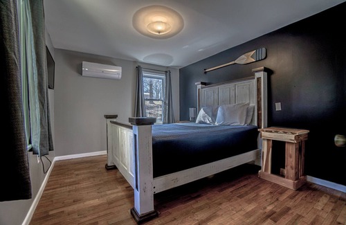 Ozark Cabin | Your home away from home at an adventure friendly park!