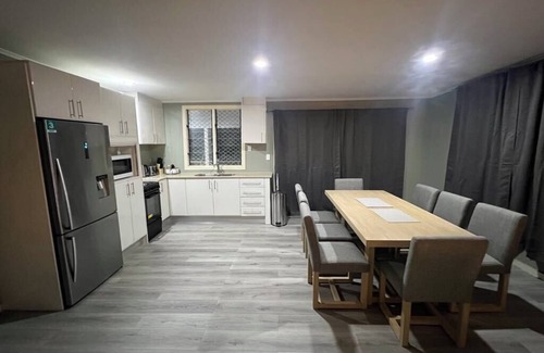 Vaitele House | Your home away from home. Central location.