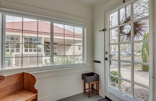 McMinnville Cottage | Your Home Away from Home In Downtown McMinnville