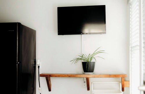 Mount Washington House | Your Home away from Home 2BR WLoft,Private Parking