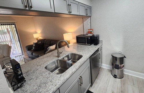 Tallahassee Apartment | Your home away from home.