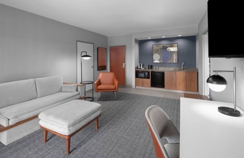 Oldsmar House | Your Home Base in Oldsmar – Courtyard Comfort Close to All Things Tampa