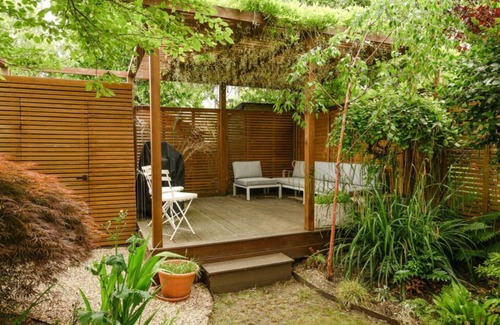 Coombe Vale House | Your Home in Kingston
