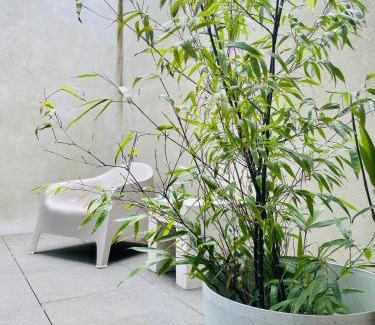 South Melbourne House | Your home on Glover St Sth Melbourne (With Parking)