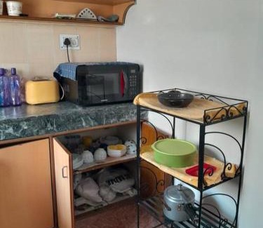 New Alipore Apartment | Your Home On Vacation!