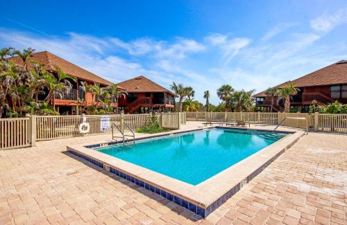 Sanibel House | Your Island Escape - Spacious Retreat with Wrap-Around Lanai and Private Beach