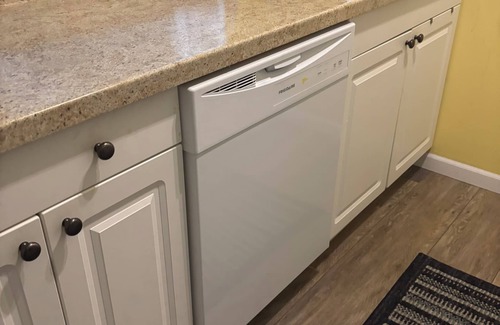 Port Clinton Condo | Your Lake Erie Islands' Getaway Condo for 6 with a Clubhouse and Pool!